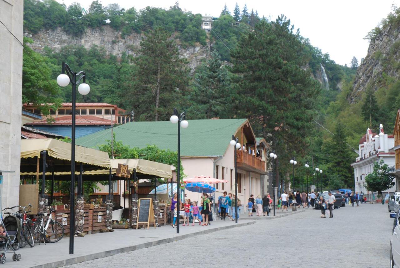 Borjomi Central Park Apartment Экстерьер фото